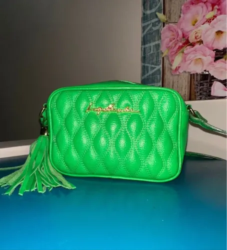 Bolsa Luiza Barcelos Verde - impecável -Luxo e Estilo!