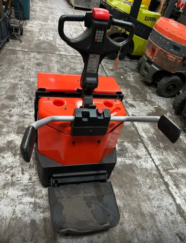 Lote de Paleteiras elétricas BT