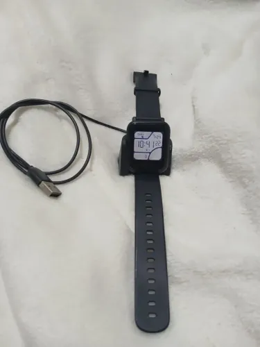 Smartwatch Amazfit Basic Bip Lite tela de 1.28" com pulseira de silicone - cor preto