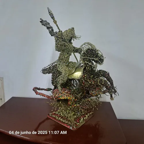 Escultura ferro e aço São Jorge