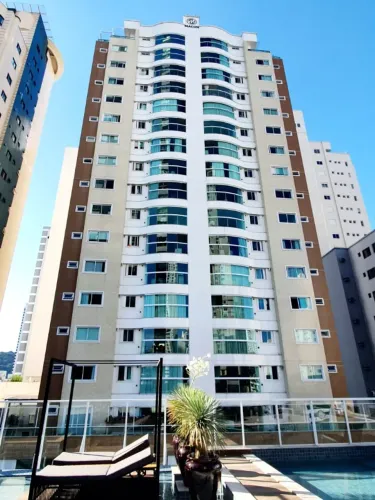 MOBILIADO, 3 suítes, 4 bwc, 2 vagas, pronto para morar, venha conhecer e se encantar