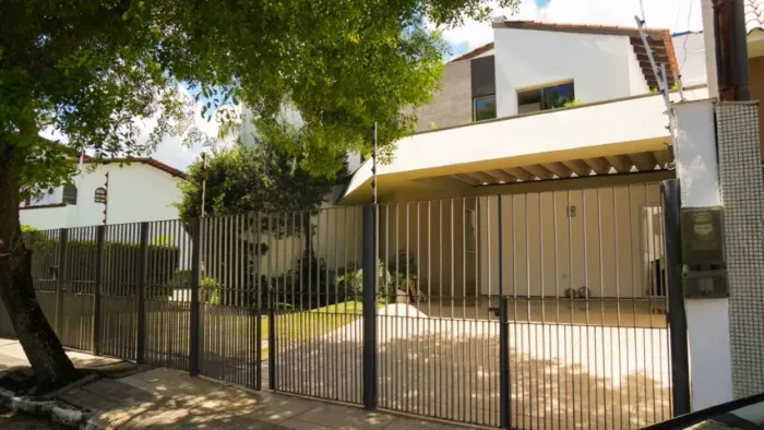 Casa a venda na Mata da Praia