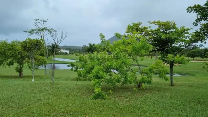 Terreno à venda no Costão Golf, no bairro Ingleses, Florianópolis/SC.