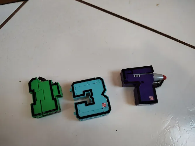 Carrinhos Transformers