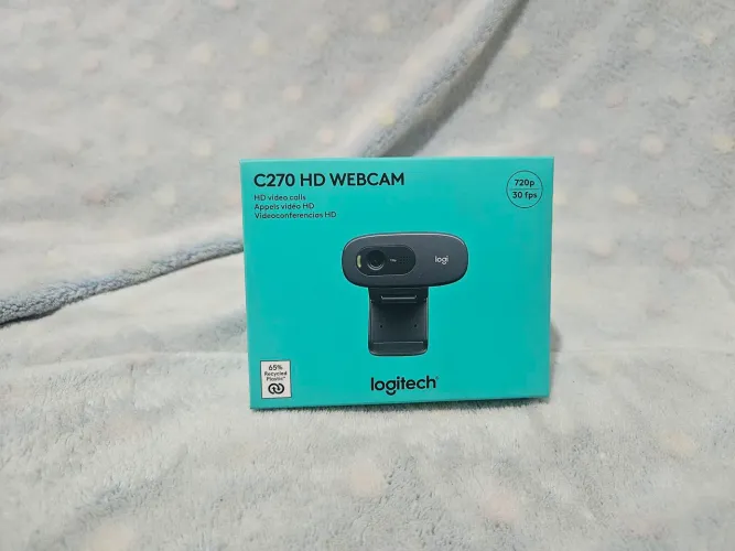 Webcam Logitech C270 HD, 720p, Microfone Integrado, USB 2.0 com 3MP Cinza Preta