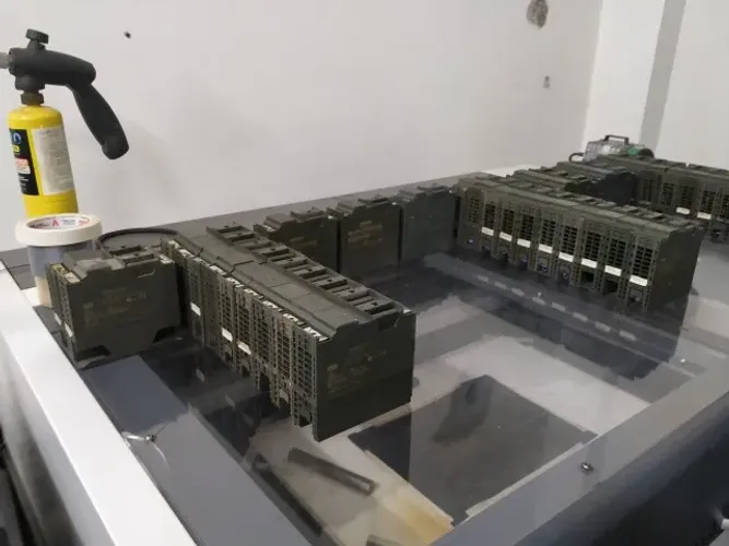 Lote de CLPs e Módulos Siemens mais de 150pçs
