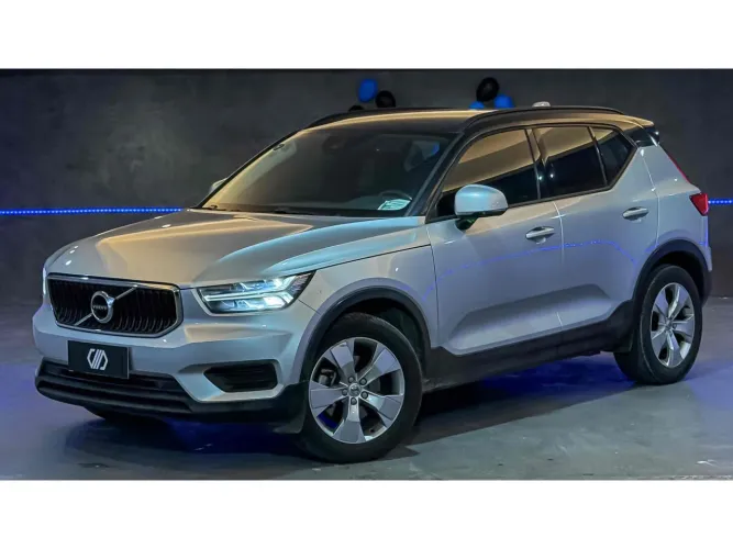Volvo XC40 T-4 2.0 190cv FWD 2019