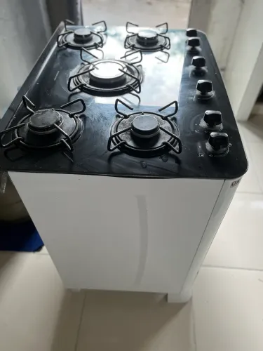 Fogão 5 bocas