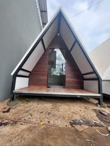 Chalé modular, mobiliado