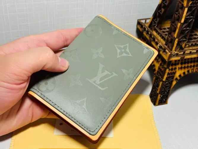 CARTEIRA PORTA CARTÃO AMSCULINO LOUIS VUITTON SUPER PREMIUM PRATA VS SILVER VS VERDE 2025