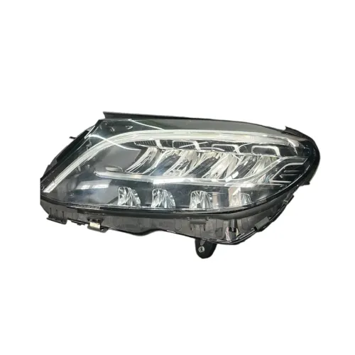 Farol da Mercedes Lado Esquerdo Classe C C180 C200 C300 2019 a 2022