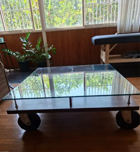 Mesa de centro quadrada madeira maciça!