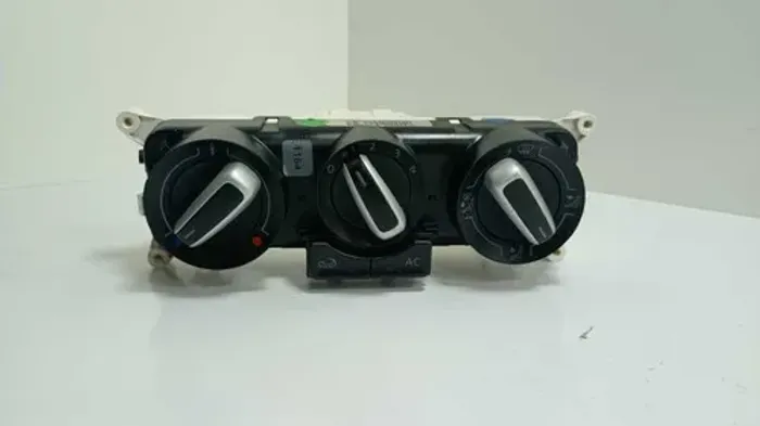 Comando De Ar Condicionado Volkswagen Fox 2019