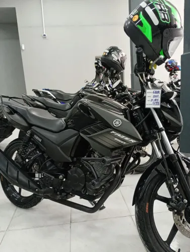 IMPERDIVEL! FAZER 2023 PRETA COM BAIXA QUILOMETRAGEM 
