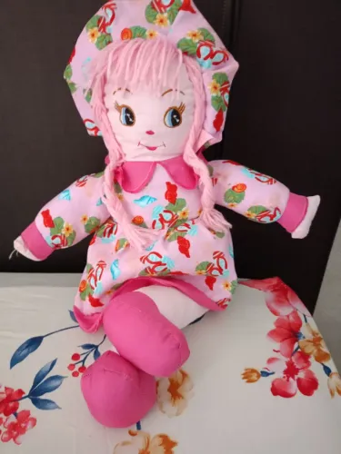 Boneca de tecido 