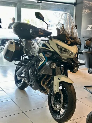 KAWASAKI - VERSYS 650cc TR ABS | 2025