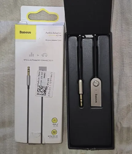 Baseus wireless adaptador cable para carro, novo.