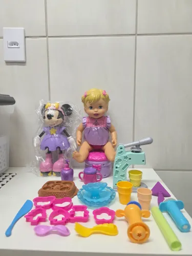 Lote de brinquedos