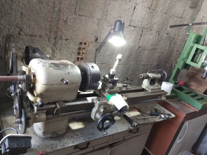 Torno de bancada Sanches blanes
