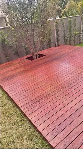 Deck de Madeira para Área Externa