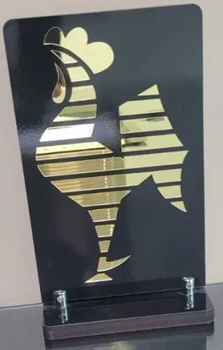 Estatueta Galo Volpi