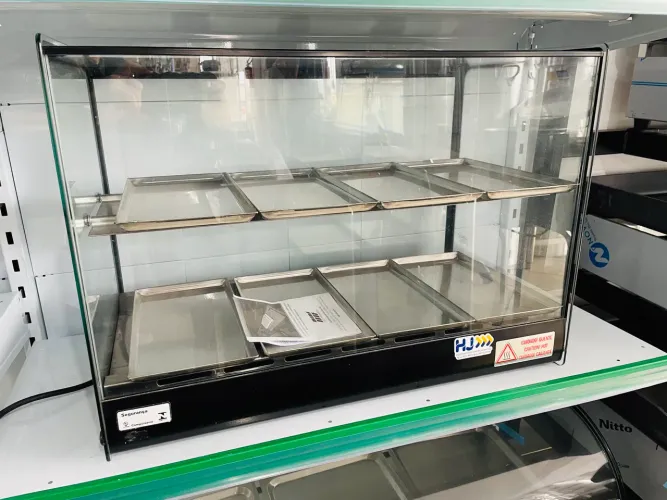 MB Estufa aquecida 8 bandejas Titã 