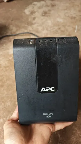 Nobreak APC 600 KVA sem bateria