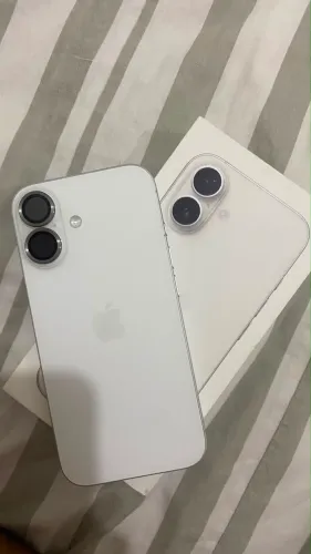 iPhone 16