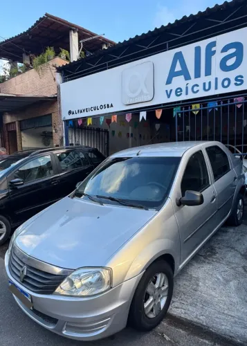 Renault Logan Authentique Hi-flex 1.0 16V 4P 2013