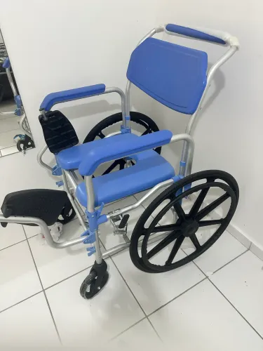 Cadeira de banho nova