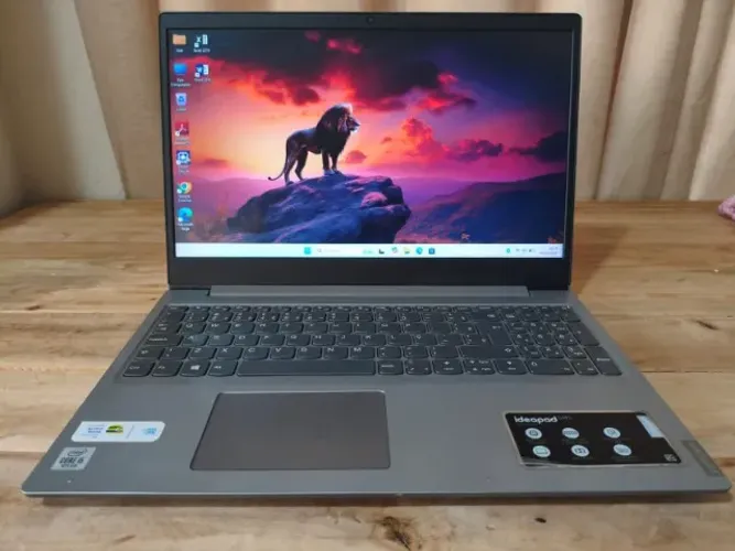 Notebook Lenovo i5 10a Ger / Mem 12Gb / SSD 240Gb / Tela 15.6" / Bat 2hrs (aceito cartão)