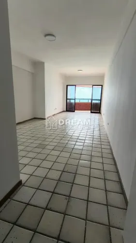(Foco em Lazer e Família): Vida de Clube em Candeias | 118m², 4 Quartos (2 Suítes), Varand