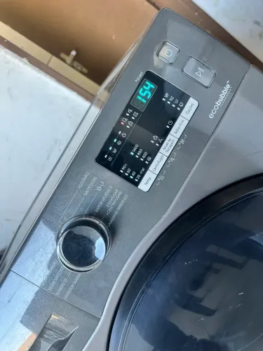 Lava e seca Samsung semi nova 11 kg inox