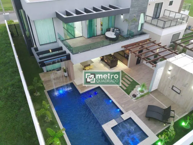 Casa em condomínio fechado com piscina com 3 quartos sendo 2suites à venda, 283 m² por R$ 