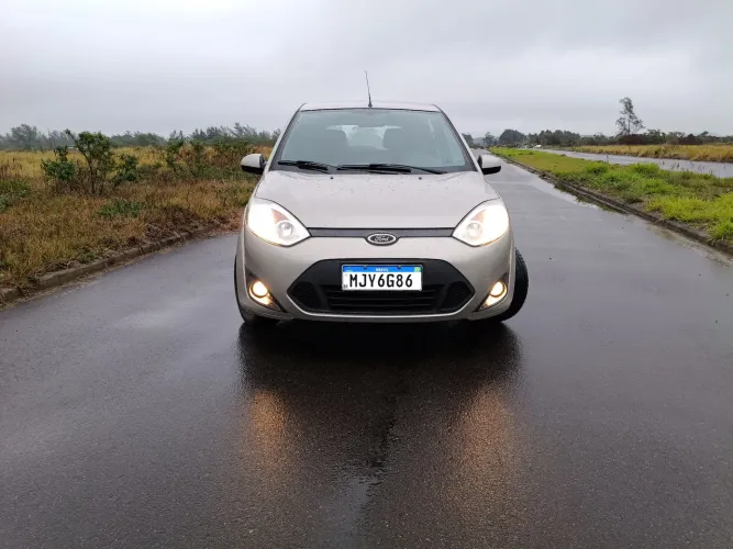 Ford Fiesta 1.6 8V Flex/class 1.6 8V Flex 5P 2013