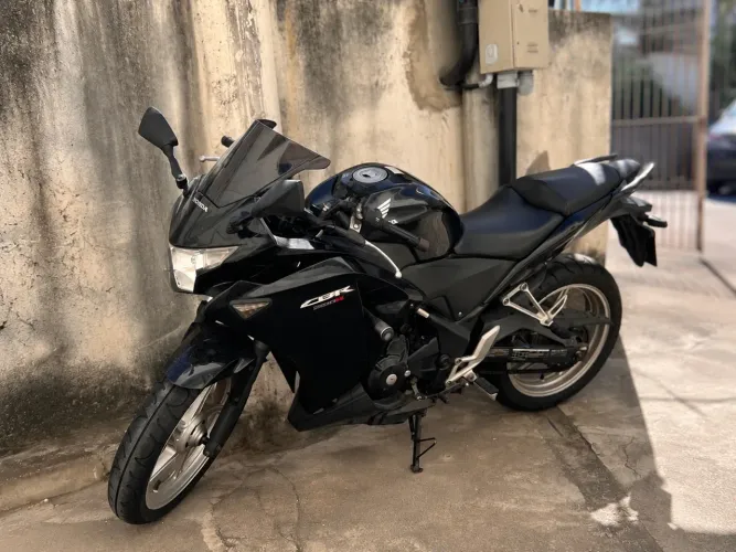 Honda CBR 250R ABS 2012 | Preta