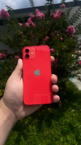 ? iPhone 12 PRODUCT RED - | GARANTIA 30 dias|