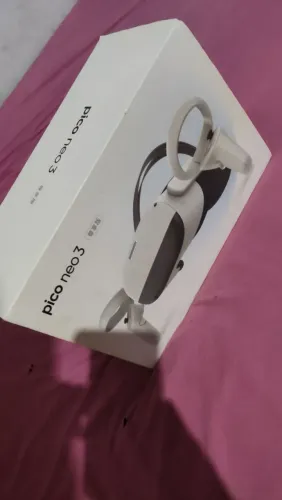Óculos de Realidade Virtual: PICO NEO 3