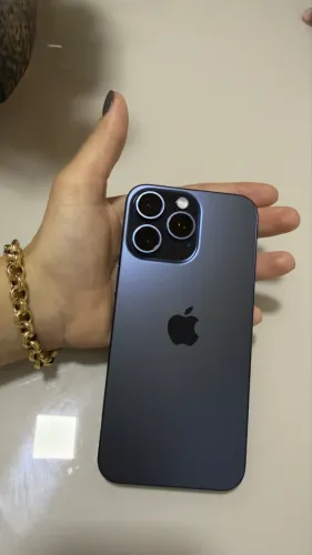 iPhone 15 pro max 256 gb - bateria 88%