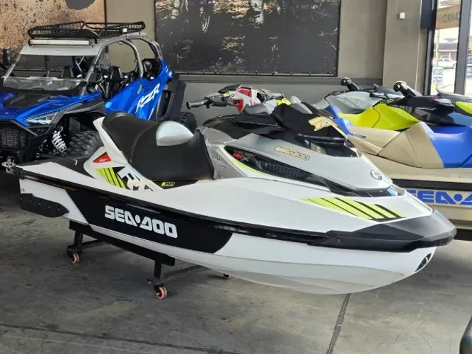 JET SKI RXT 300 ANO 2016 REVISADO