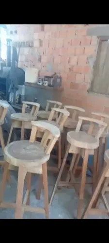 Banquetas estilo rusto pra balcão alto 