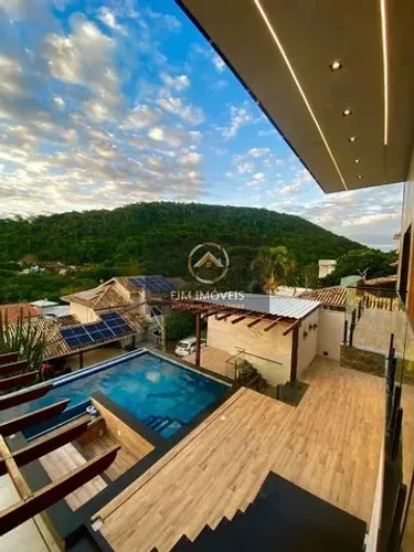 Casa de Condomínio em Camboinhas - Niterói