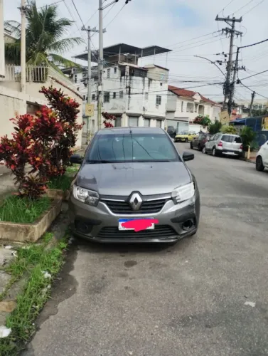 Renault Logan Life Flex 1.0 12V 4P Mec. 2020