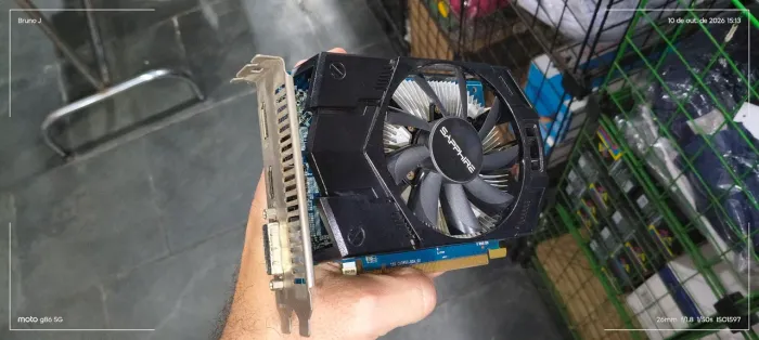 Radeon R7 250 1 gb (Ruim)