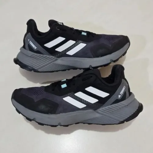 Tênis adidas sports terreno | original | usado