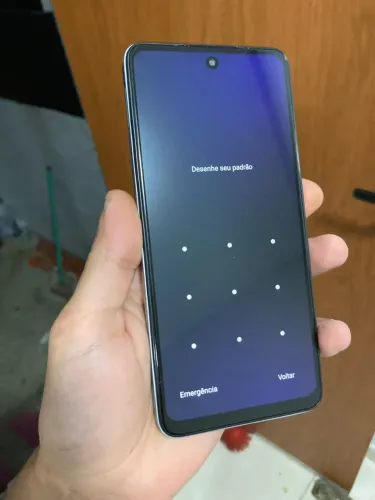 Celular Techno Spark Go (2024)