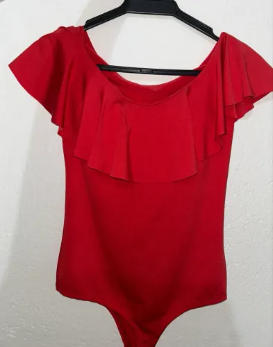 Body feminino vermelho
