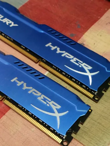 Kit 2 pentes de memória 8Gb DDR3 Desktop