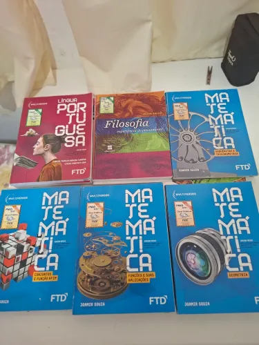 Vendo livros: saraiva, multímetro e moderna para estudo