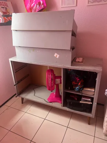 Vendo essa cômoda
